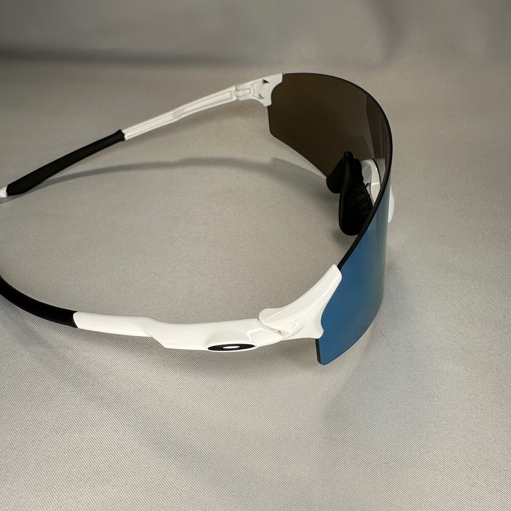 Oakley EVZero Men’s Sunglasses - Picture 2 of 6